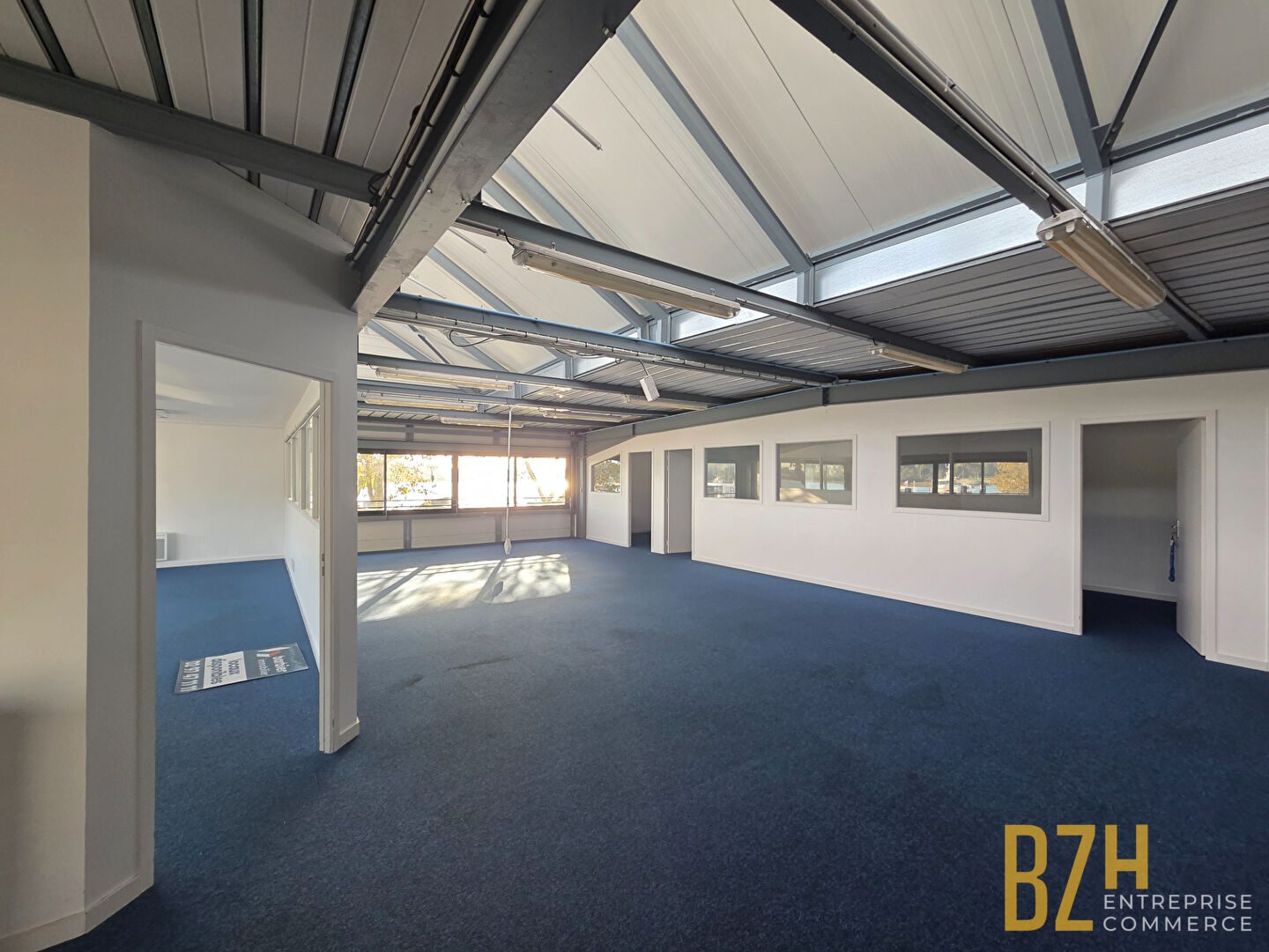 bzh-entreprise-et-commerce-bureaux-vannes-vuemer-location (1)