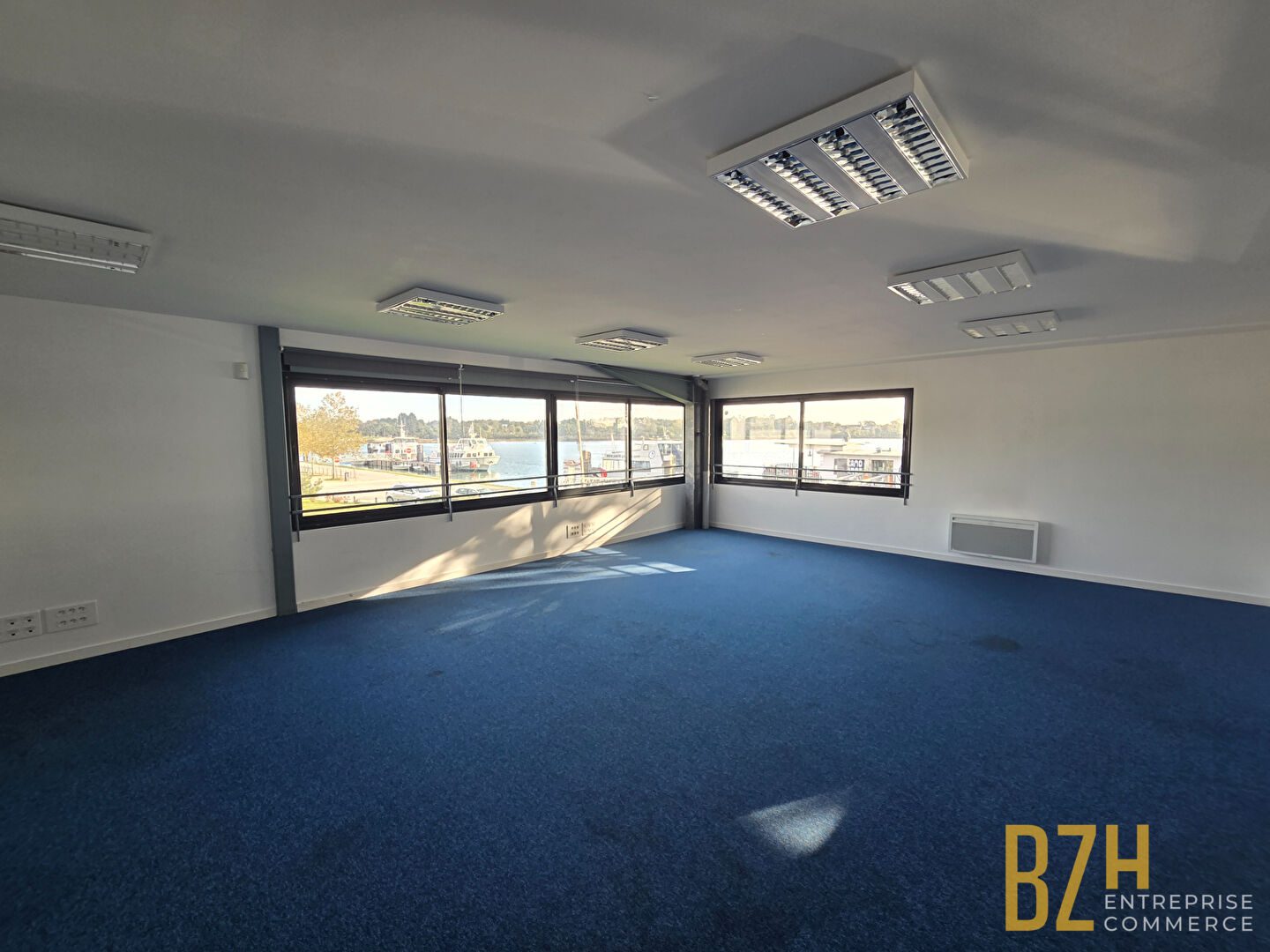 bzh-entreprise-et-commerce-bureaux-vannes-vuemer-location (3)