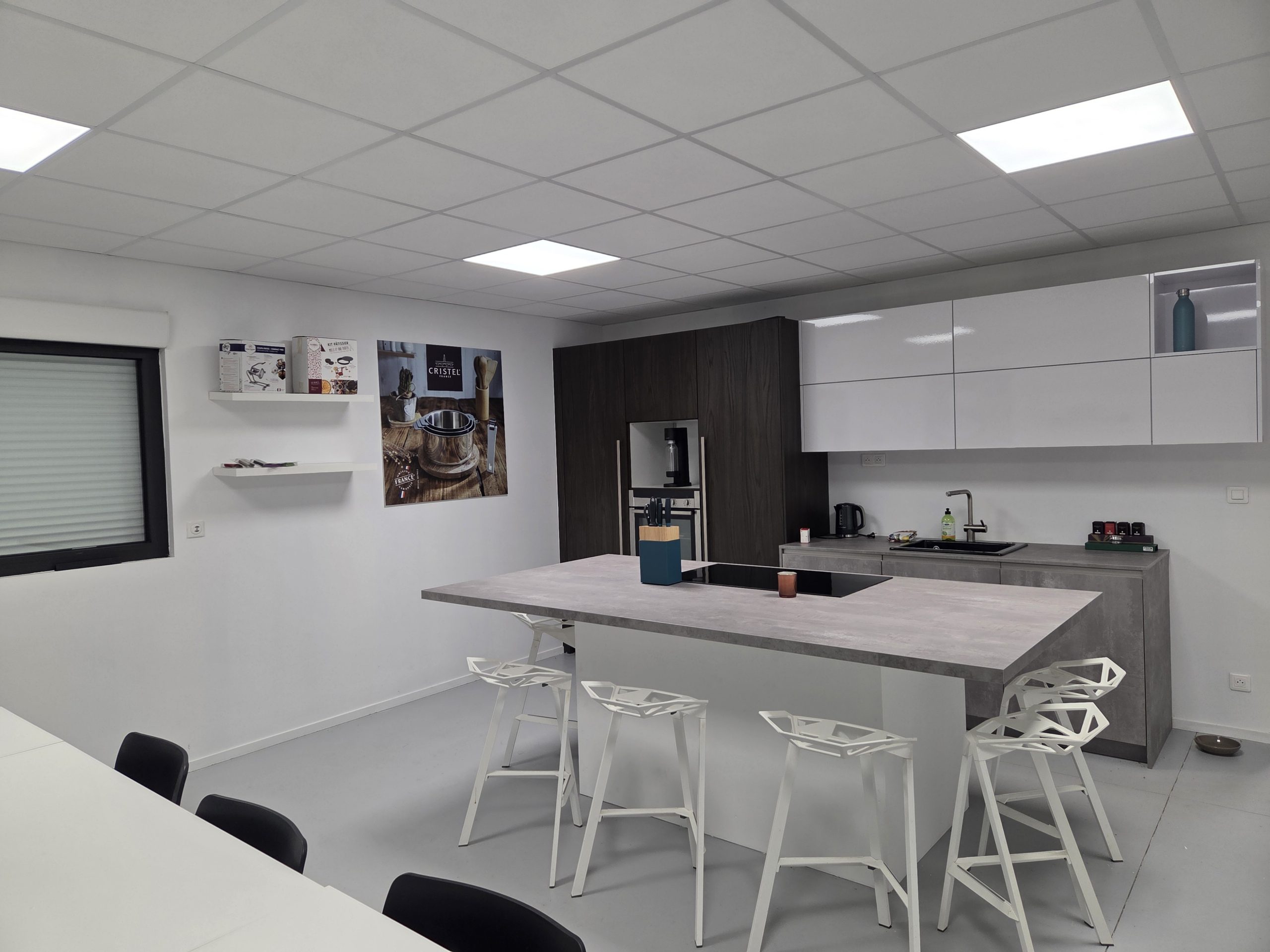 bzh-entreprise-et-commerce-local-activite-plougoumelen-location (2)