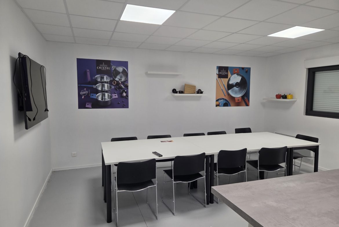 bzh-entreprise-et-commerce-local-activite-plougoumelen-location (3)