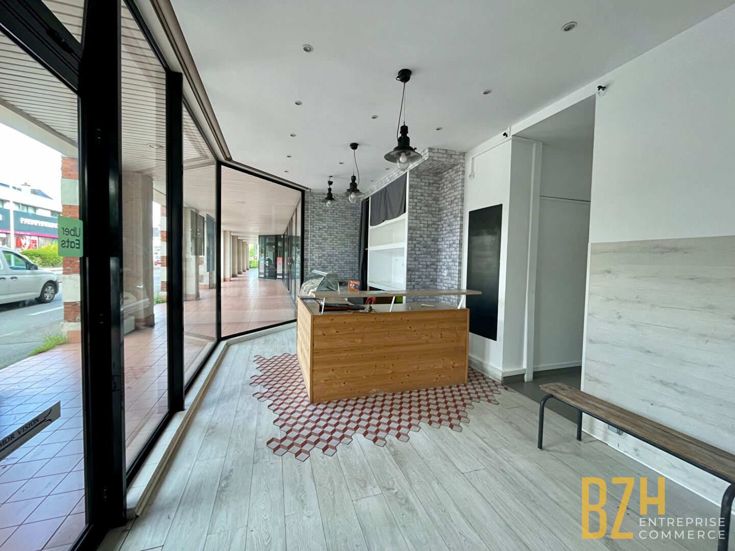 bzh-entreprise-et-commerce-local-commercial-vannes