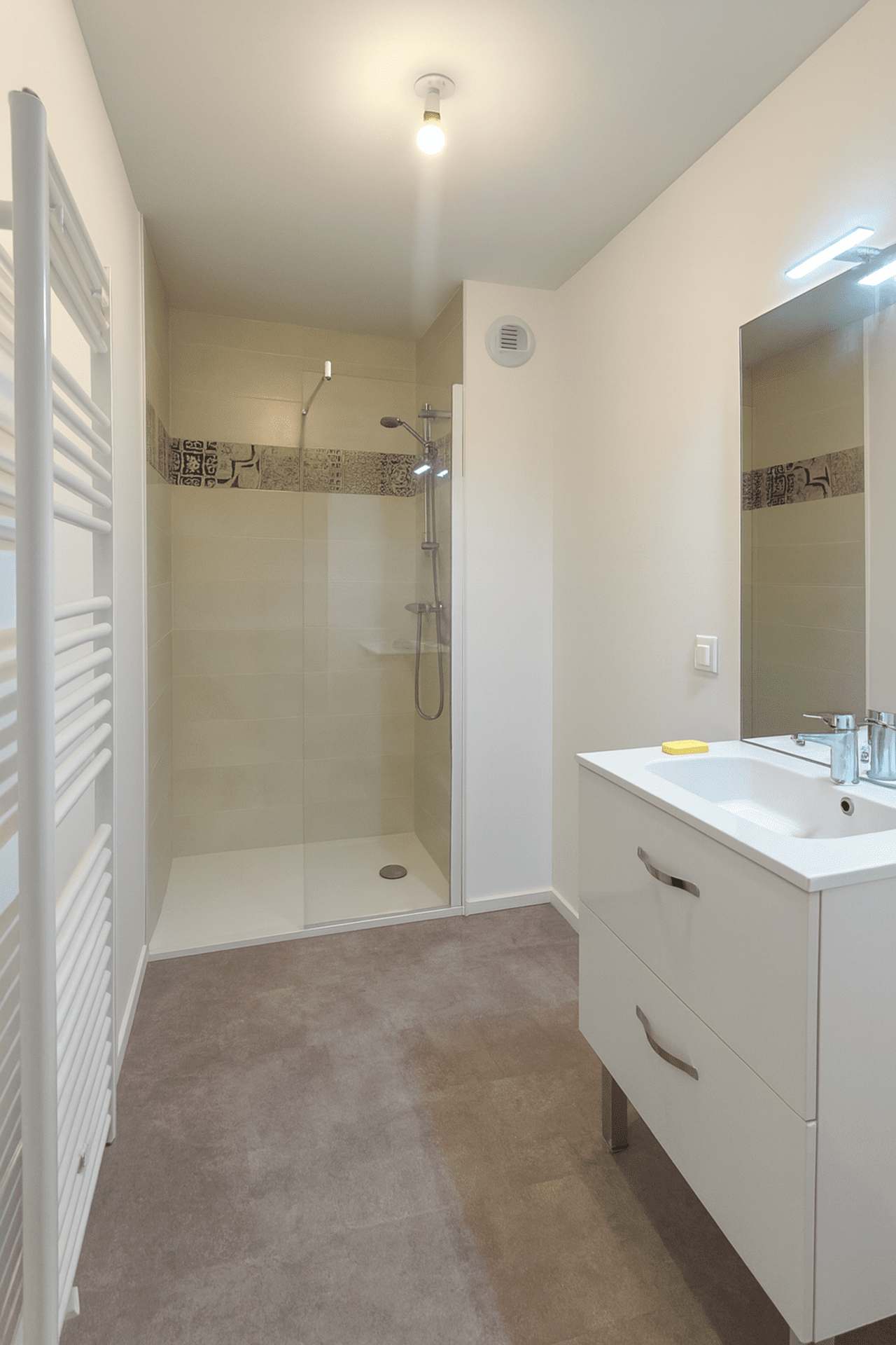 ChatGPT Image 1 déc. 2025, 17_35_20