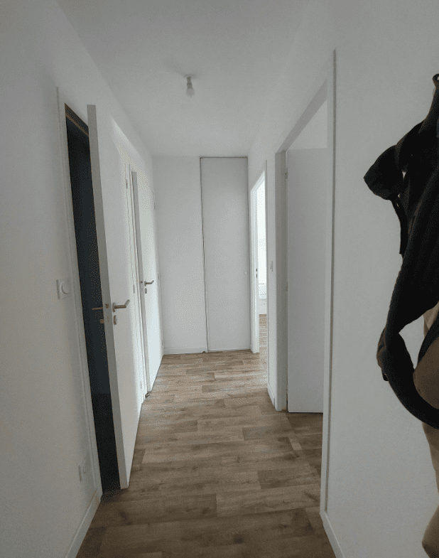 A LOUER – T3 NON MEUBLE – 67.44 m² – PLESCOP