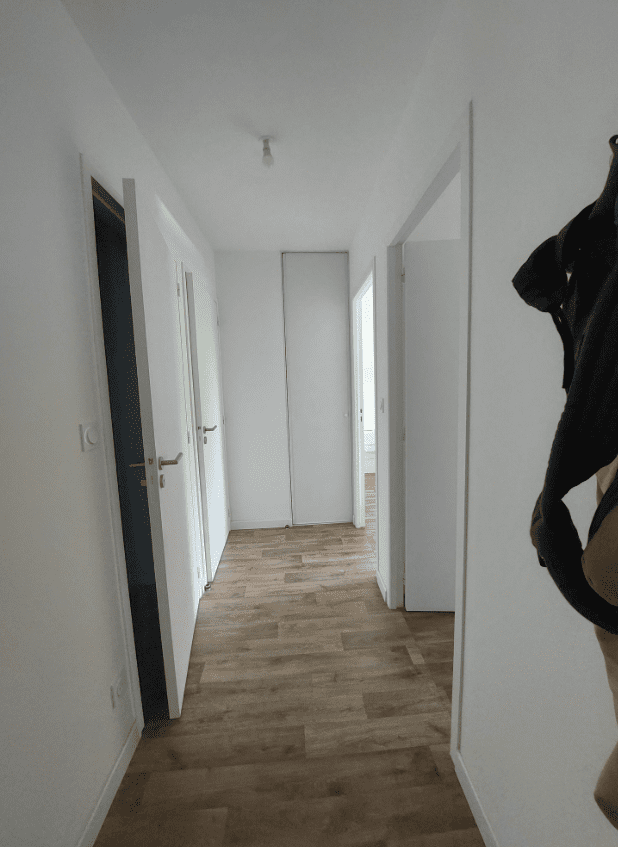 A LOUER – T3 NON MEUBLE – 67.44 m² – PLESCOP