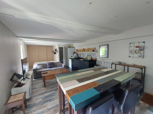 A LOUER – APPARTEMENT STUDIO MEUBLEE- 38.3 m² – VANNES