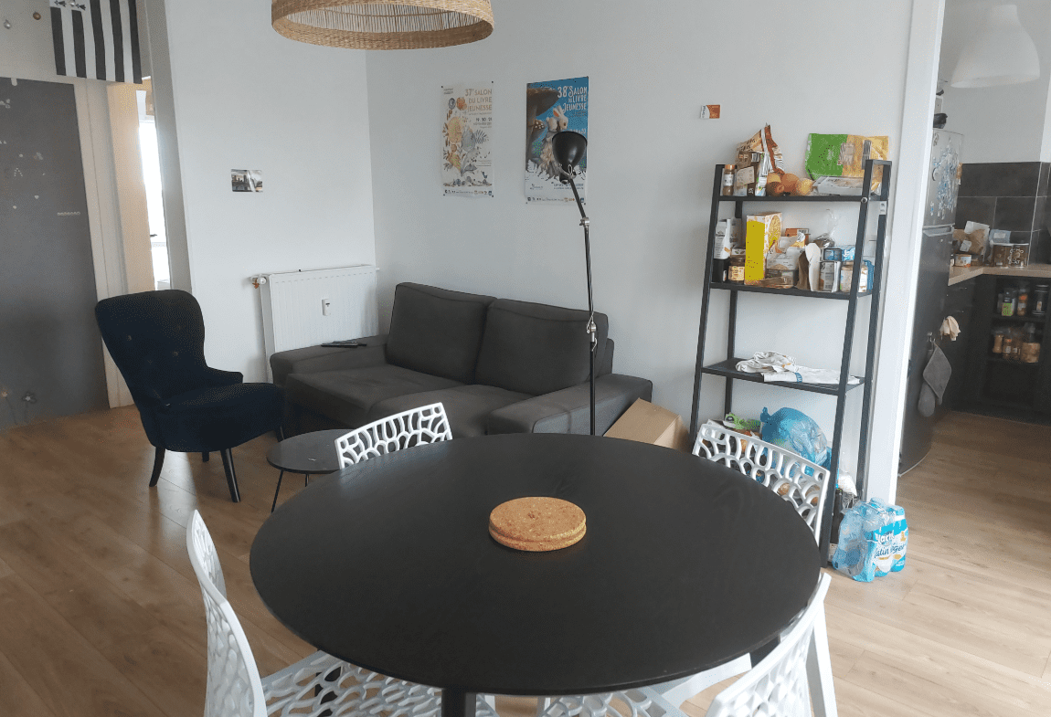 A LOUER – CHAMBRE MEUBLEE BAIL A l’ANNEE – 9.13 m² – VANNES