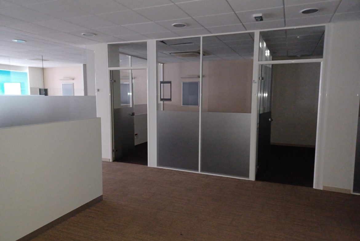 A LOUER -BUREAUX- 302 m²
