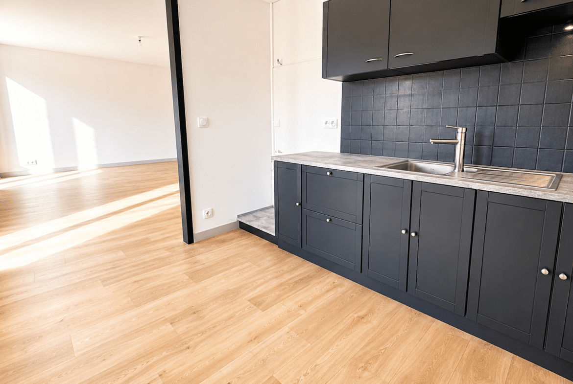 Appartement 2 pièce(s) 50 m² – terrasse- gare de VANNES