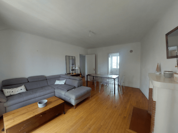 A LOUER – T4 MEUBLE – 90.84 m² – VANNES