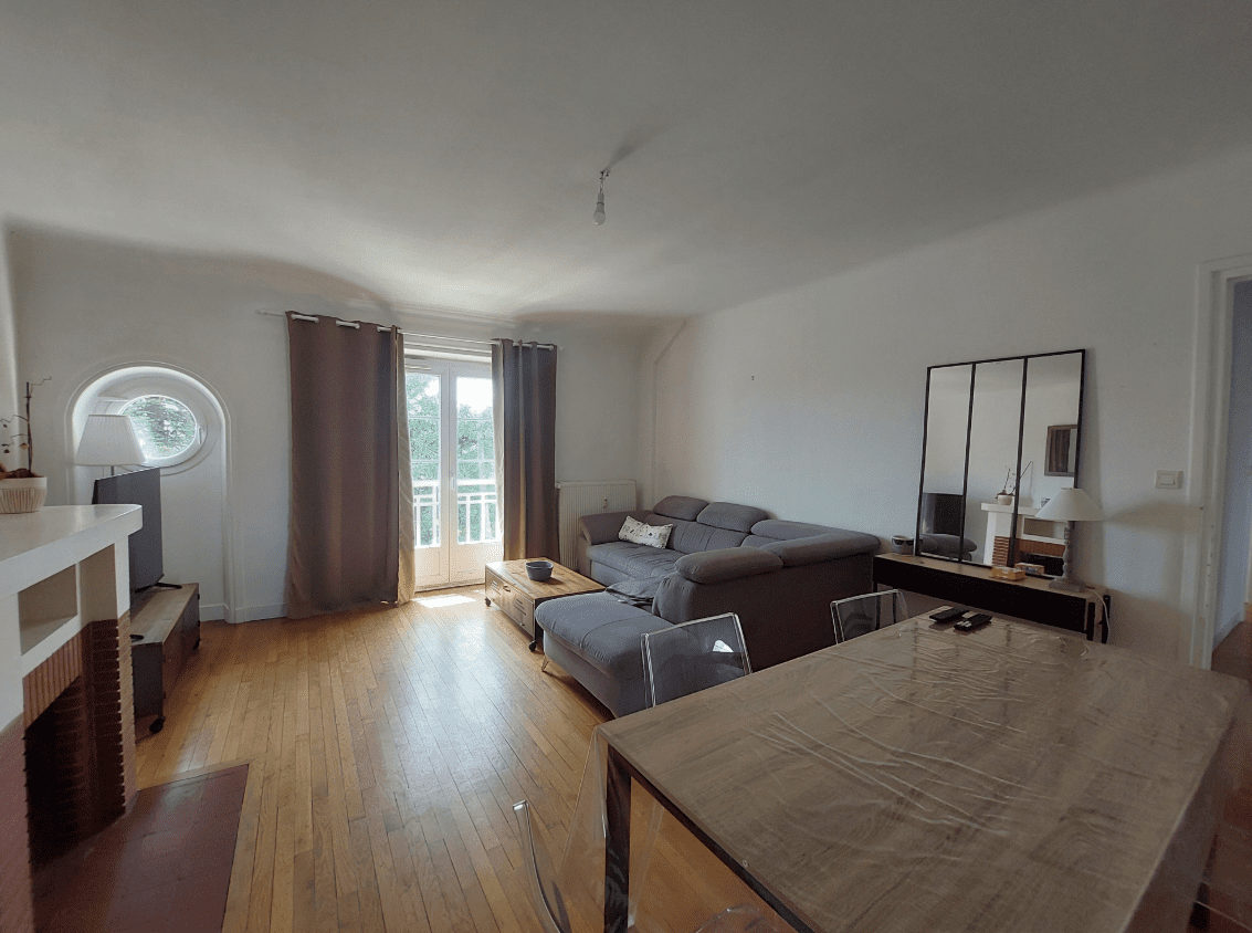 3 A LOUER – T4 MEUBLE – 90.84 m² – VANNES