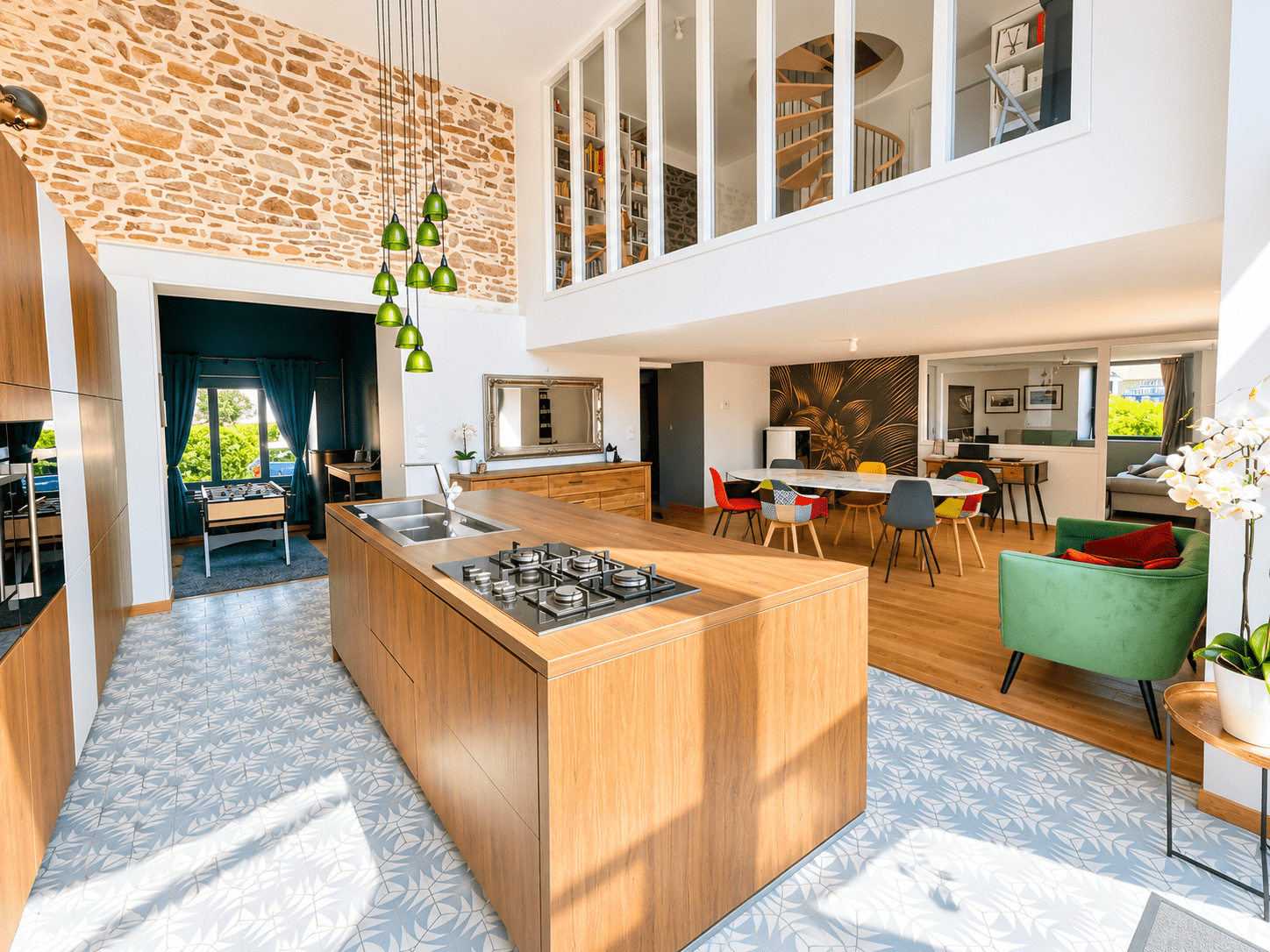 3 Maison Saint Ave 10 pièce(s) – coeur de bourg – charme – double garage