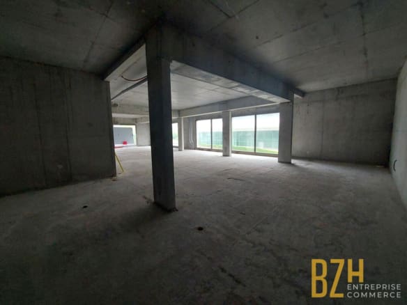 A VENDRE – LOCAL COMMERCIAL 220 m² – SECTEUR LORIENT