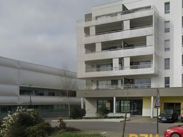 A VENDRE – LOCAL COMMERCIAL 220 m² – SECTEUR LORIENT