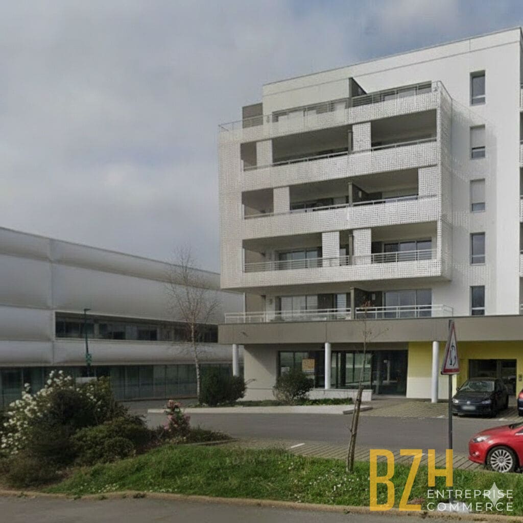 A VENDRE – LOCAL COMMERCIAL 220 m² – SECTEUR LORIENT