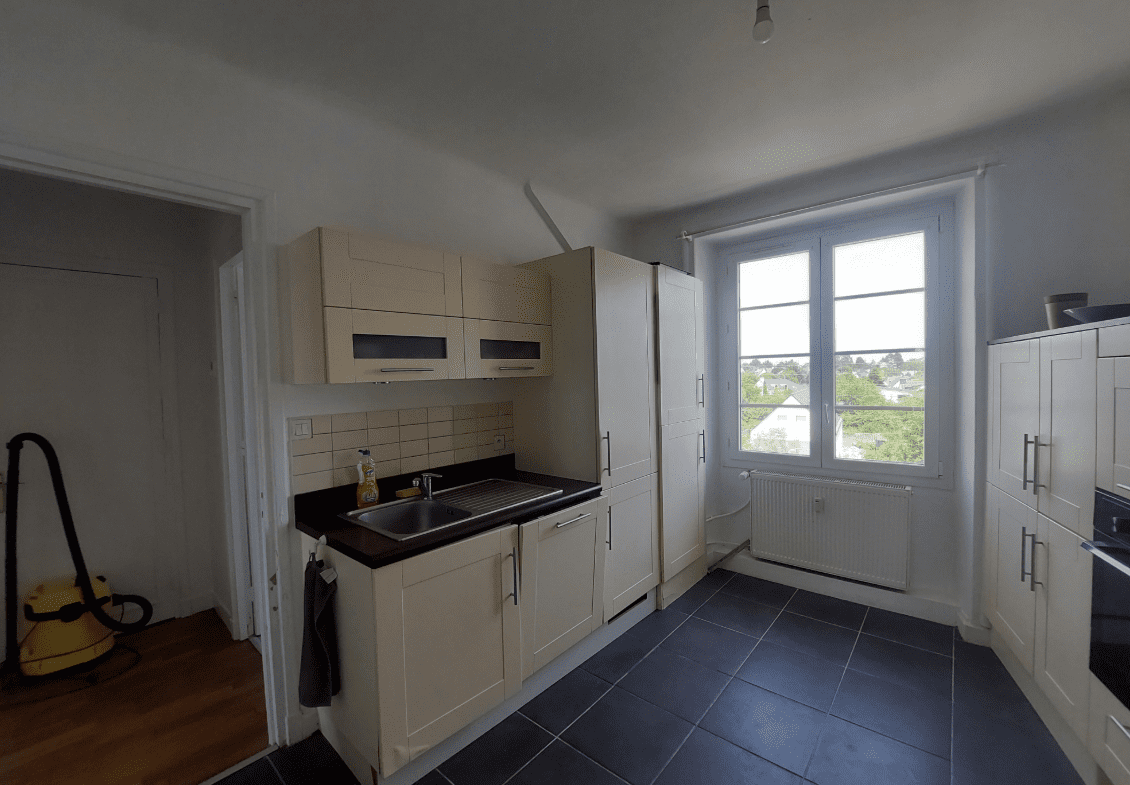 A LOUER – T4 MEUBLE – 90.84 m² – VANNES