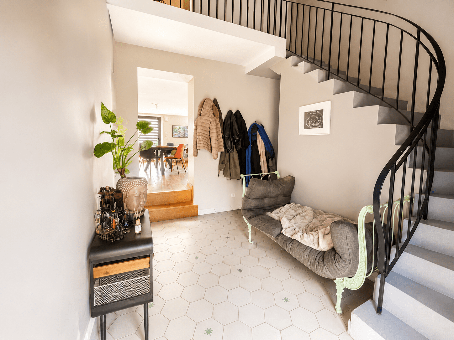 6 Maison Saint Ave 10 pièce(s) – coeur de bourg – charme – double garage