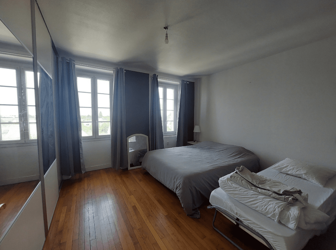 8 A LOUER – T4 MEUBLE – 90.84 m² – VANNES