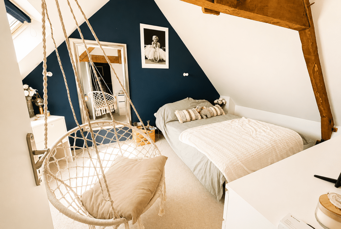 Maison Saint Ave 10 pièce(s) – coeur de bourg – charme – double garage