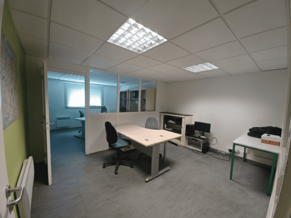 A LOUER – BUREAUX – 95 m²