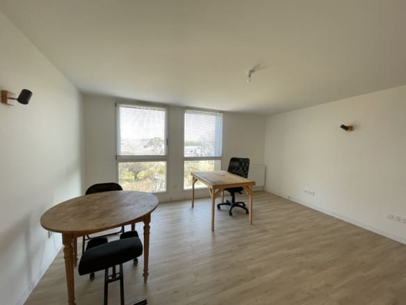 A LOUER – BUREAU 18 m² – SECTEUR LORIENT