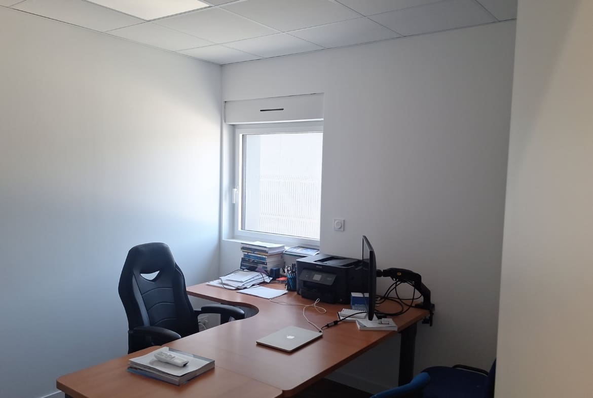 A louer – Bureaux 60 m² – Plougoumelen