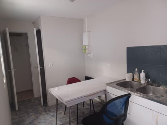 A VENDRE – LOCAL D’ACTIVITE – 250 m²