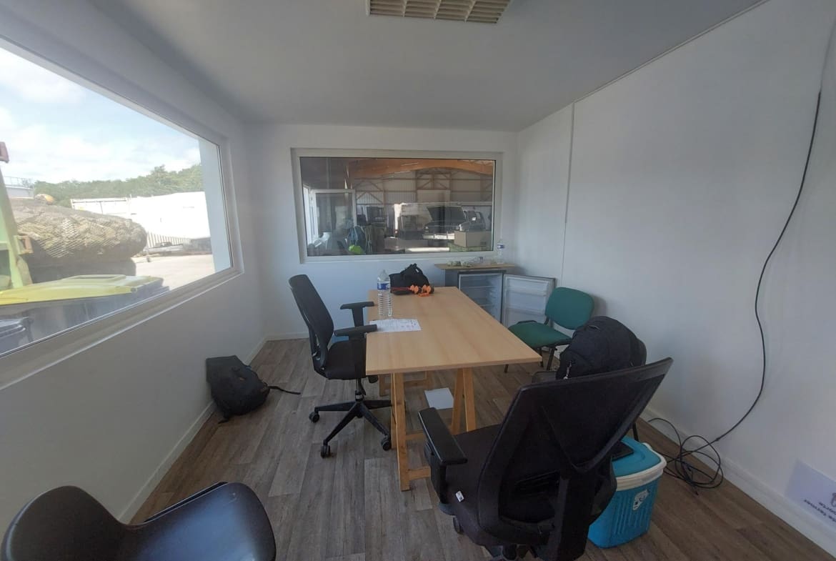A LOUER – LOCAL D ACTIVITE 500 m² – SECTEUR LORIENT