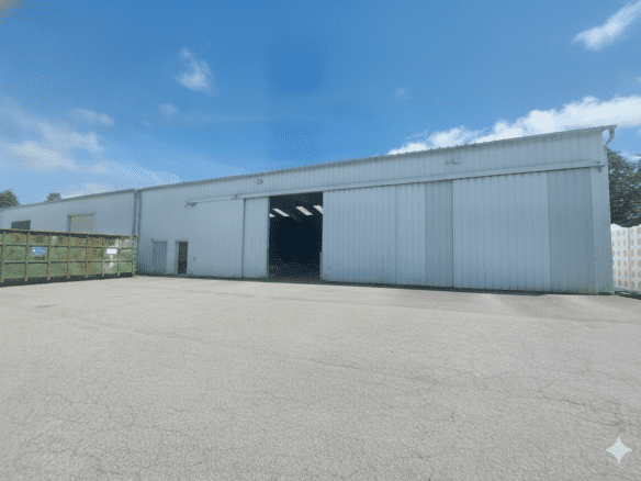 A LOUER – LOCAL D ACTIVITE 500 m² – SECTEUR LORIENT