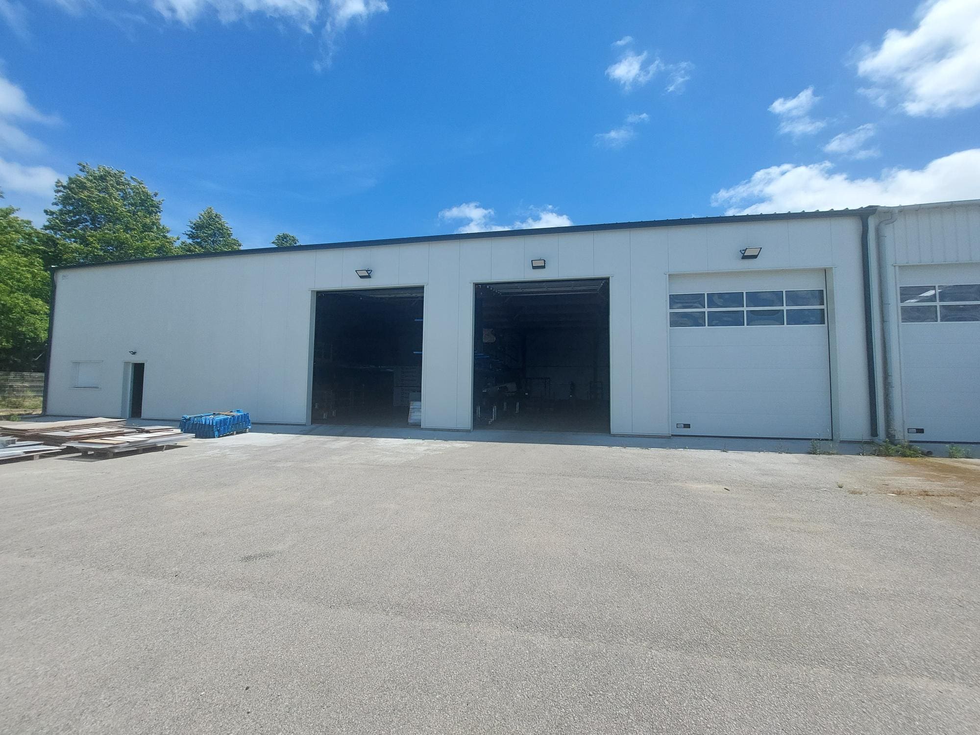 bzh-entreprise-et-commerce-local-activite-landevant-a-louer (2) A louer – Local d’activité 550 m² – Secteur Lorient