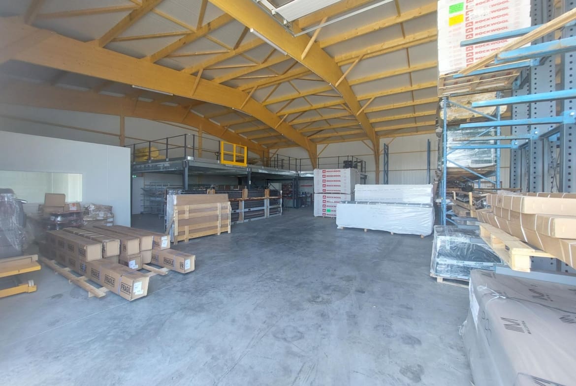 A louer – Local d’activité 550 m² – Secteur Lorient