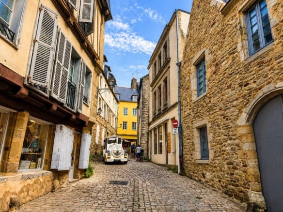 EN EXCLUSIVITE – A LOUER LOCAL DE 23 m² – CENTRE VILLE DE VANNES