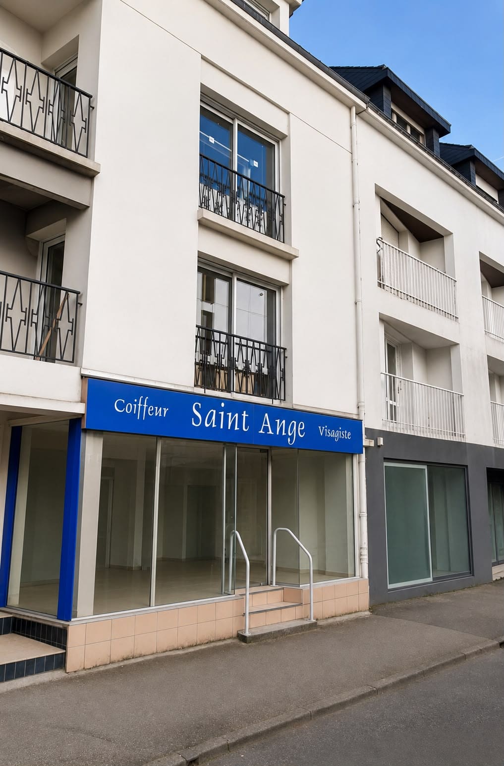 bzh-entreprise-et-commerce-local-commercial-vannes-a-louer (3) À louer – Local commercial 53 m² en centre-ville de Vannes