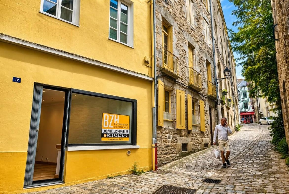 A LOUER LOCAL DE 23 m² – CENTRE VILLE DE VANNES