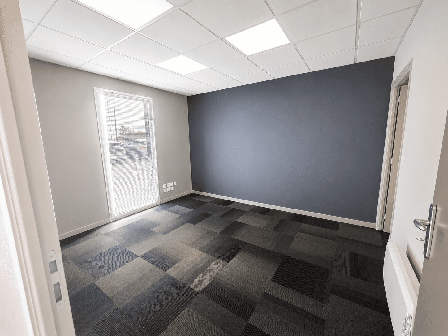 bzh-entreprise-et-commerce-local-ploermel (2) A LOUER – Bureaux plain-pied normes PMR PLOERMEL