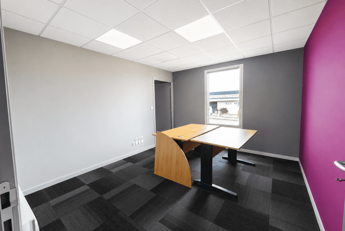 A LOUER – Bureaux plain-pied normes PMR PLOERMEL