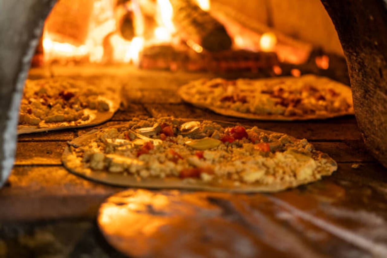 bzh-entreprise-et-commerce-pizzeria-a-vendre-morbihan-2 À vendre – Entreprise artisanale de fabrication et vente de produits Italiens (pâtes fraiches et pizzas à emporter)