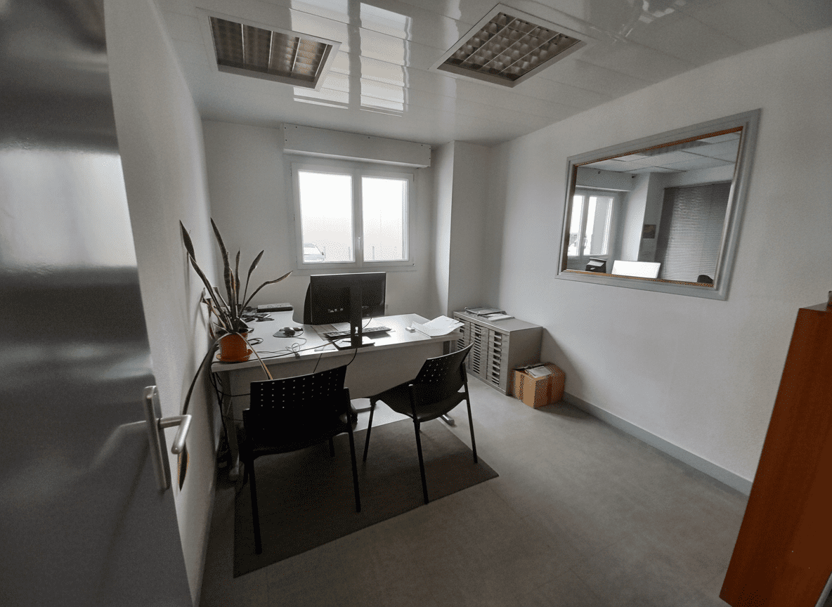 bzh-entrerprise-et-commerce-bureaux-lorient (3) A VENDRE – BUREAUX – 240 m²