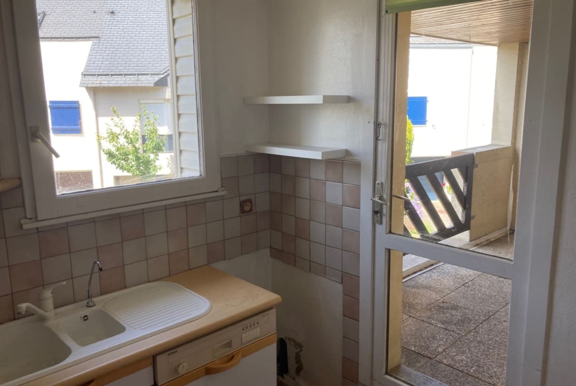 Appartement Vannes 5 pièce(s) 77 m² carrez – 96m² au sol terrasse – parking – Conleau – calme