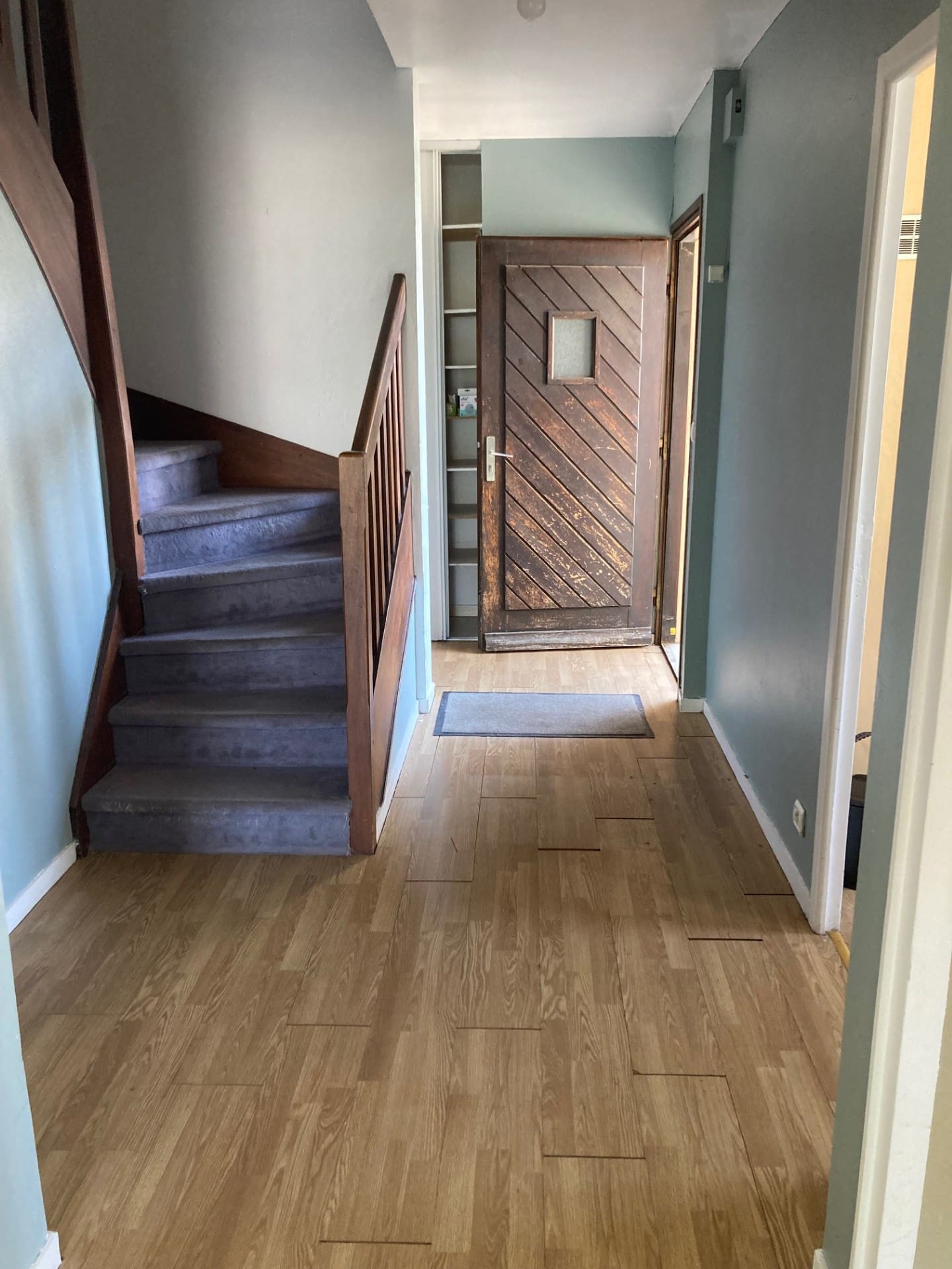 bzh-habitation-appartement-a-vendre-vannes (4) Appartement Vannes 5 pièce(s) 77 m² carrez – 96m² au sol terrasse – parking – Conleau – calme