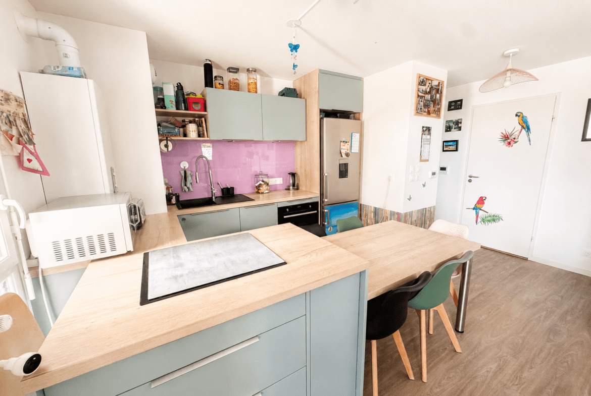 Appartement Plescop 2 pièce(s) 47.09 m² – ascenseur – terrasse et parking