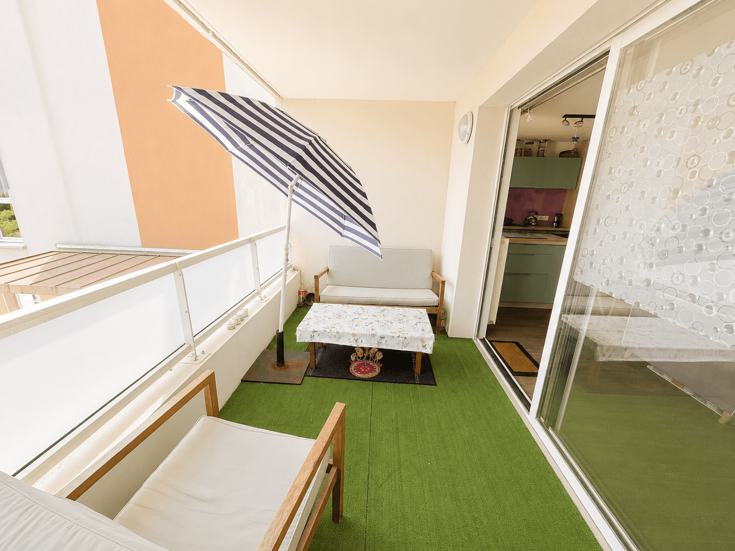 bzh-habitation-appartement-vente-plescop (7) Appartement Plescop 2 pièce(s) 47.09 m² – ascenseur – terrasse et parking