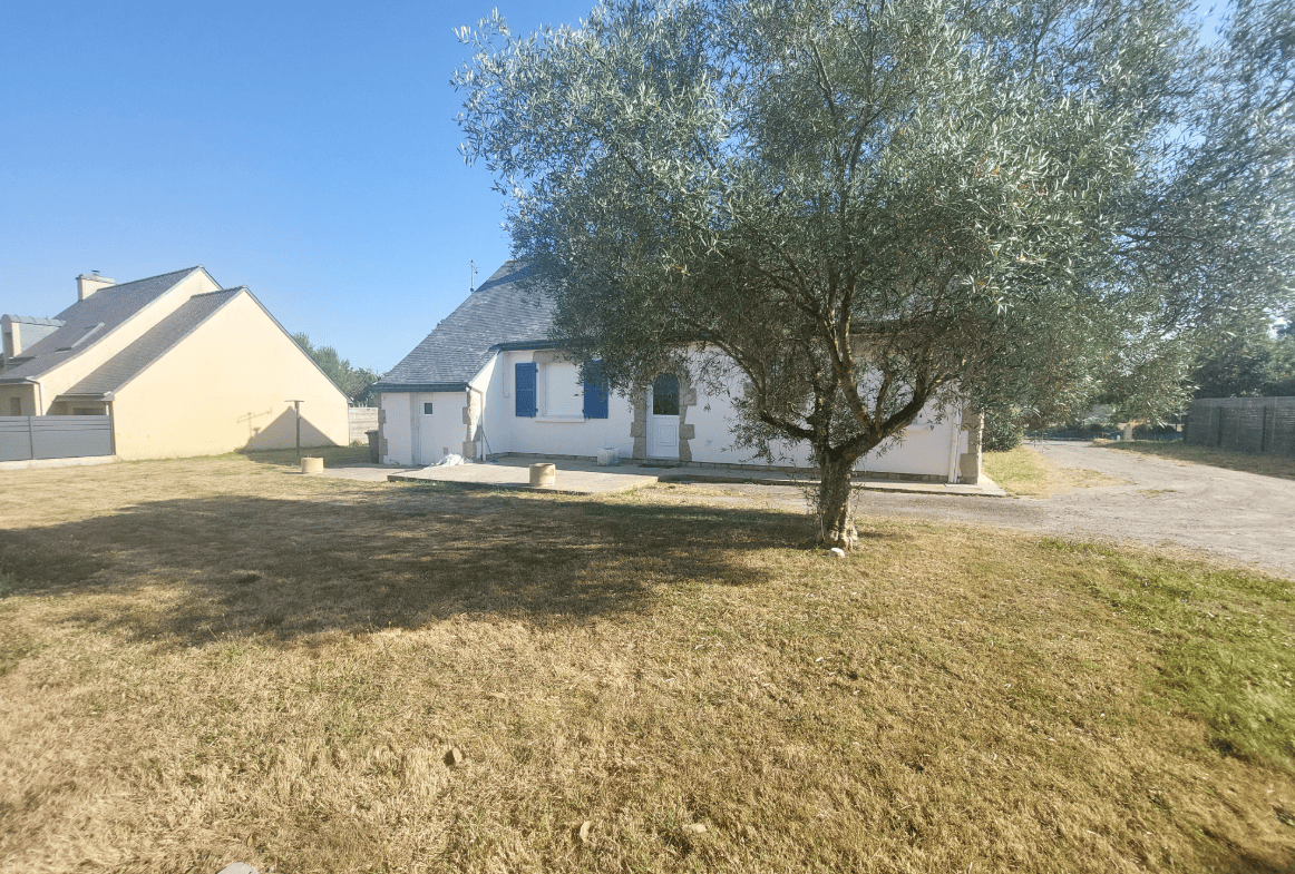 A LOUER – MAISON F6 – 115.69 m² – AMBON
