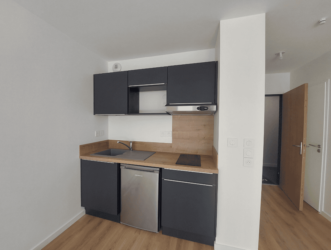 2 A LOUER – T2 NON MEUBLE – 42.19 m² – THEIX NOYALO