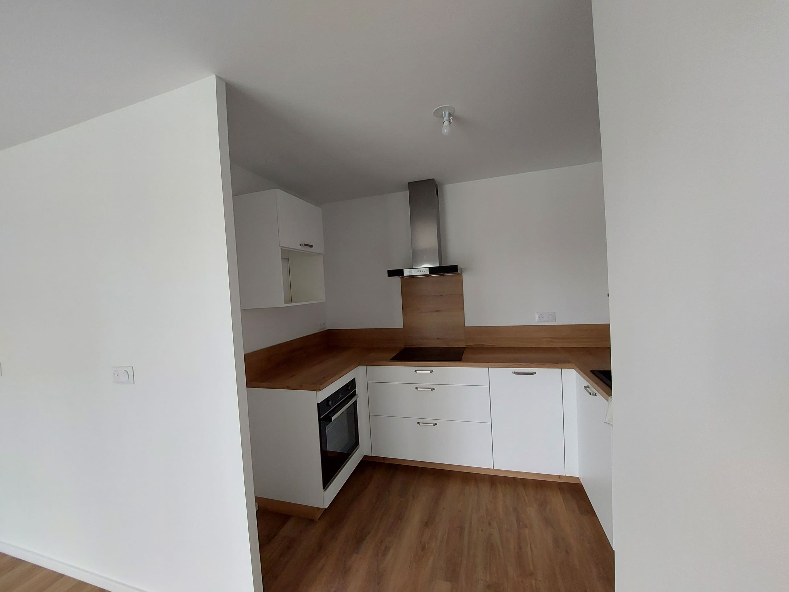 20240722_113106 A LOUER – T2 NON MEUBLE – 45.29 m² – VANNES