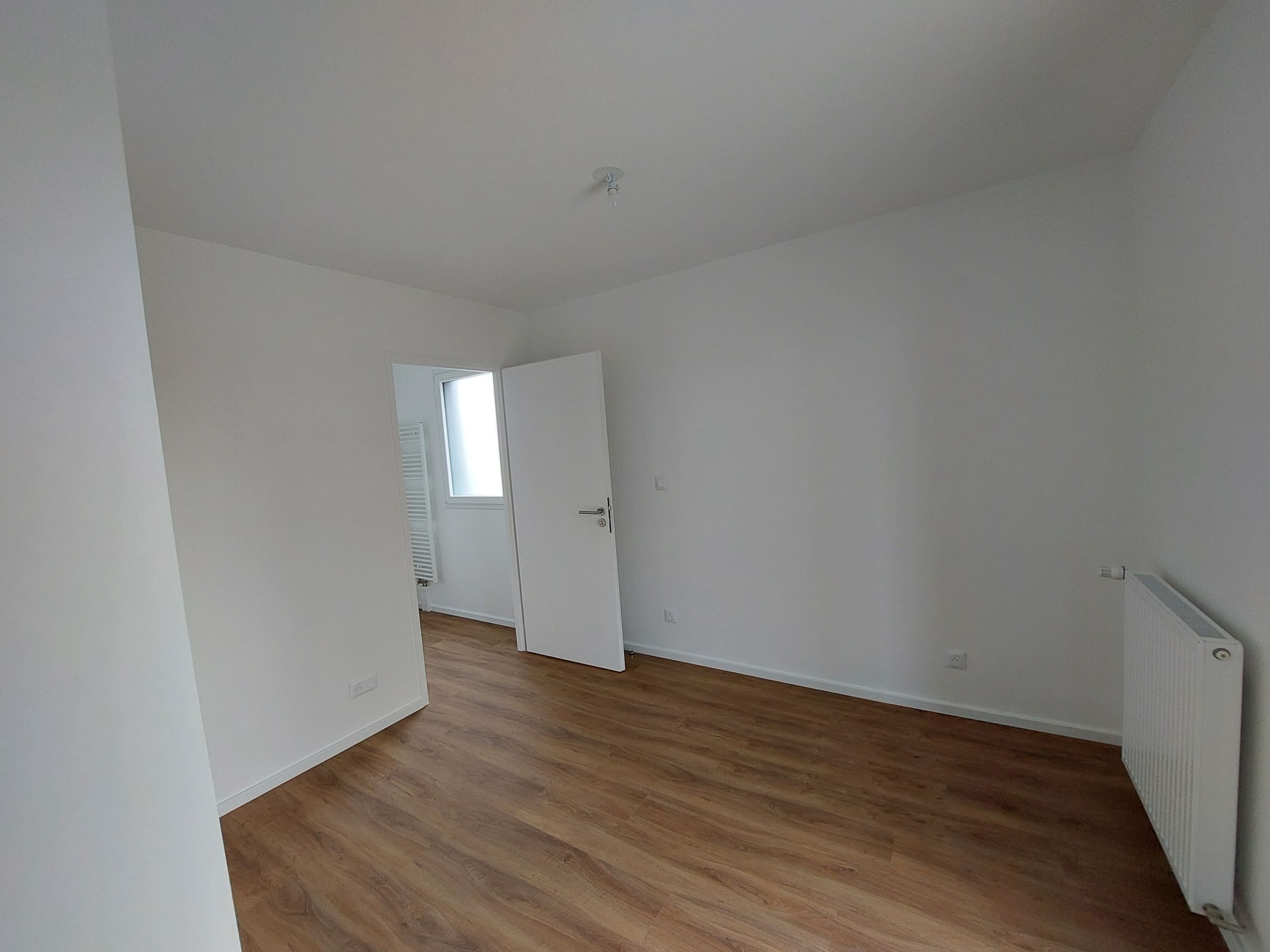 20240722_113126 A LOUER – T2 NON MEUBLE – 45.29 m² – VANNES