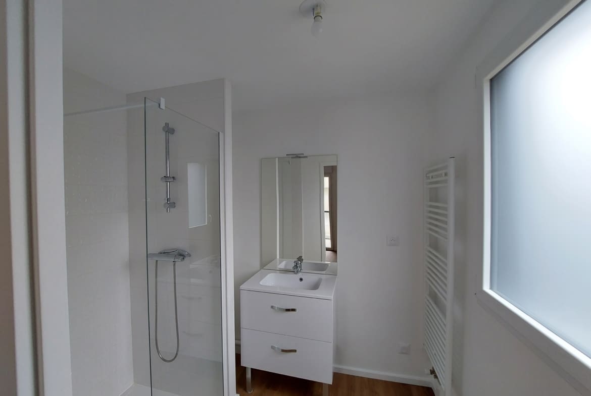 A LOUER – T2 NON MEUBLE – 45.29 m² – VANNES