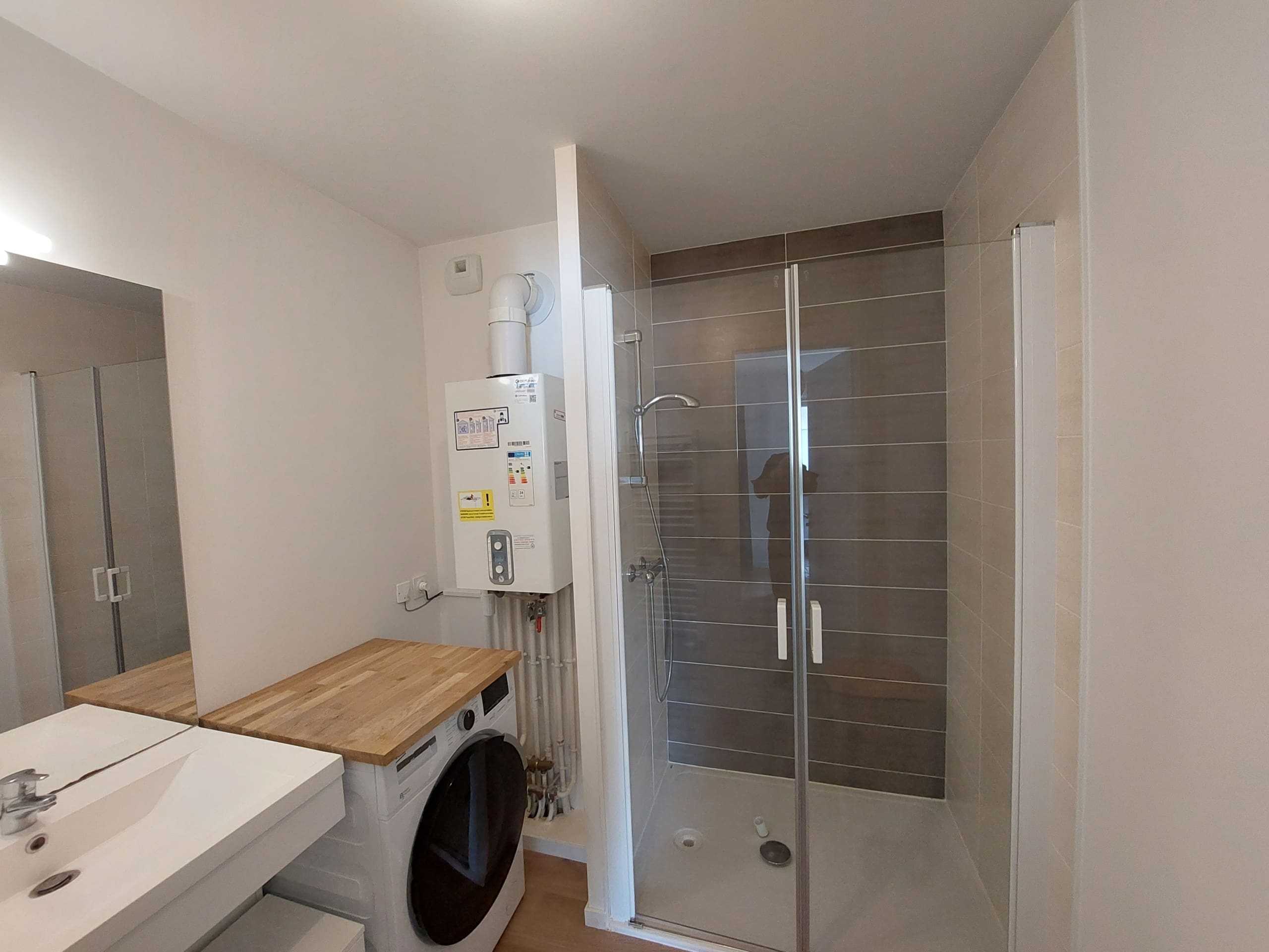 20241004_145635 A LOUER – T2 RECENT MEUBLE – 41.34 m² – VANNES