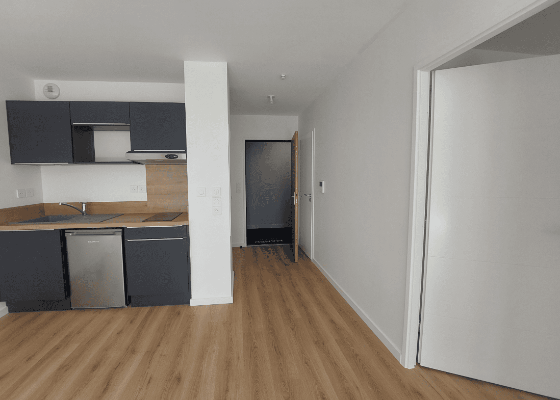 A LOUER – T2 NON MEUBLE – 42.19 m² – THEIX NOYALO