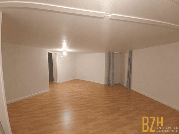 A LOUER – LOCAL COMMERCIAL 88 m2 – LORIENT