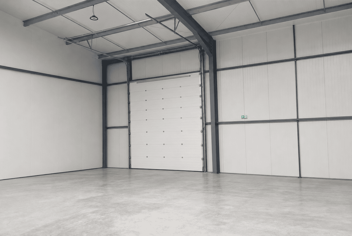 A LOUER – LOCAL D’ACTIVITE 420 m² – SECTEUR AURAY